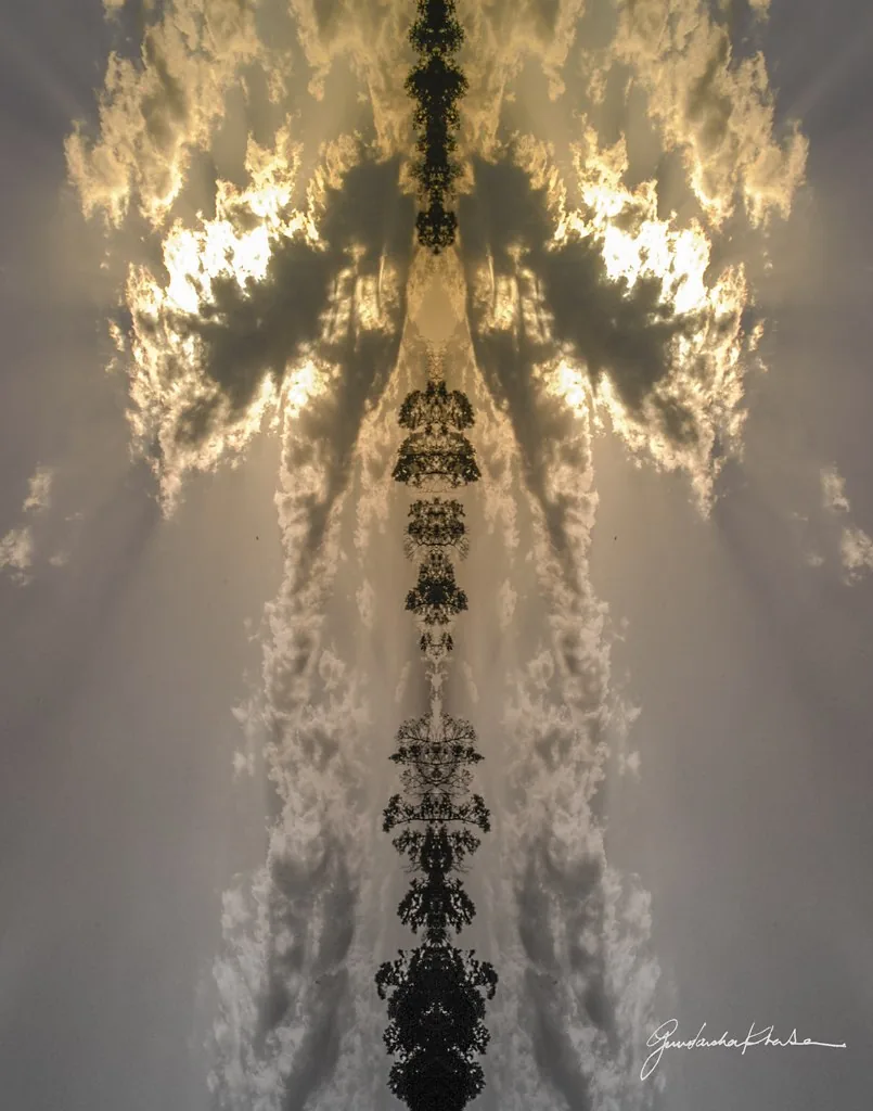 Angelic Whisper &mdash; a mirrored Visual Meditation from the Soul series